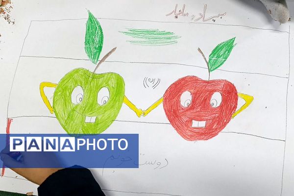 نقاشی همگانی دانش آموزان دبستان شهید رجایی جوه ای از دوستی و اتحاد