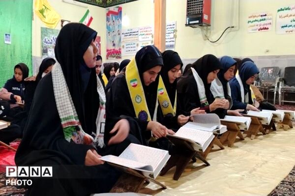 اجلاسیه نماز همراه با محفل انس با قرآن کریم در مسجد ابوالفضلی نیشابور 