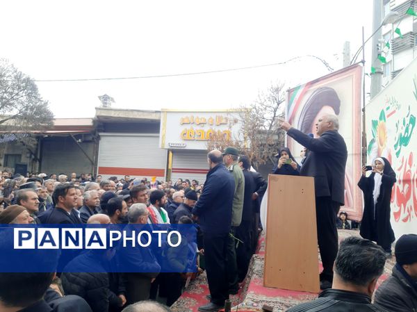 تجدید میثاق با آرمان های انقلاب در همدان