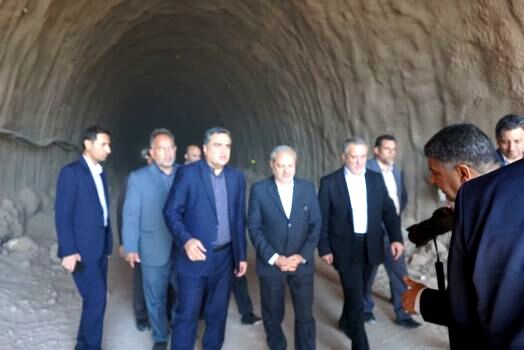 بازدید وزیر آموزش و پرورش از قطعه ۱۸ پروژه راه‌آهن چابهار–بیرجند–مشهد