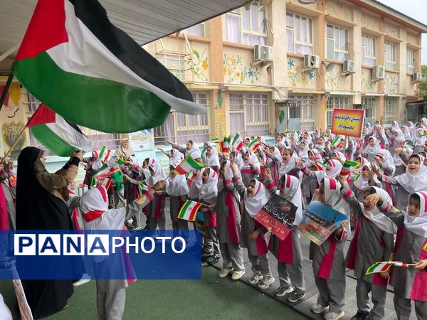 دانش‌آموزان دبستان دخترانه شاهد محمودآباد شعار مرگ بر اسرائیل سردادند