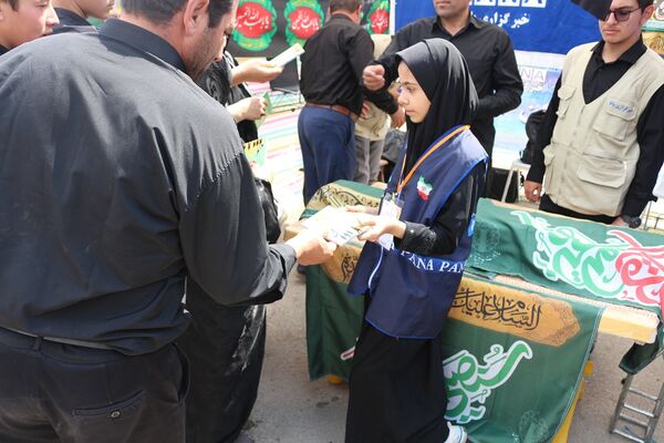 برپایی موکب سازمان دانش آموزی استان اردبیل در مراسم دلدادگان حسینی