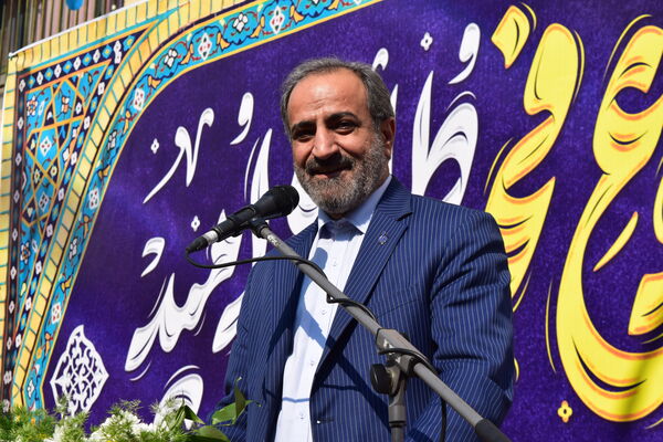 حضور پرشمار مسئولان آموزش و پرورش در جشن دهه فجر