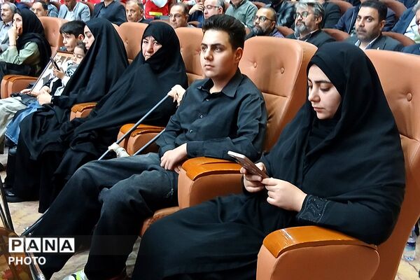 تجلیل از دختران شهدای جنگ رمضان در باقرشهر