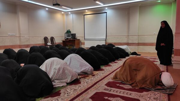 دانش‌آموزان مهمان سفره خدا شدند