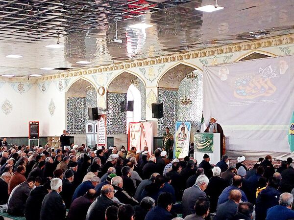 نماز عبادی سیاسی جمعه در شهرستان کاشمر 