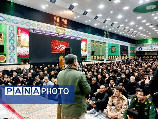 برگزاری یادواره شهدا در روستای بزنجرد 