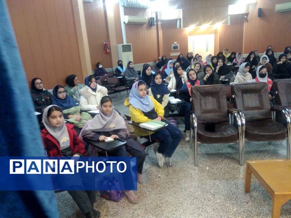 پکارگاه آموزشی ویژه خبرنگاران پانا در دبیرستان آرمینه مصلی نژاد ناحیه ۶ 