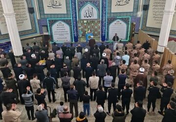 برپایی نماز جمعه در کامیاران