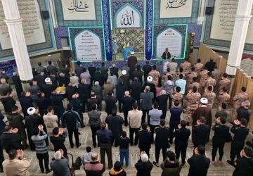 برپایی نماز جمعه در کامیاران