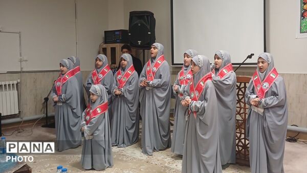 مراسم بزرگداشت چهلمین روز شهادت امام شهید امت و شهدای دبستان میناب 