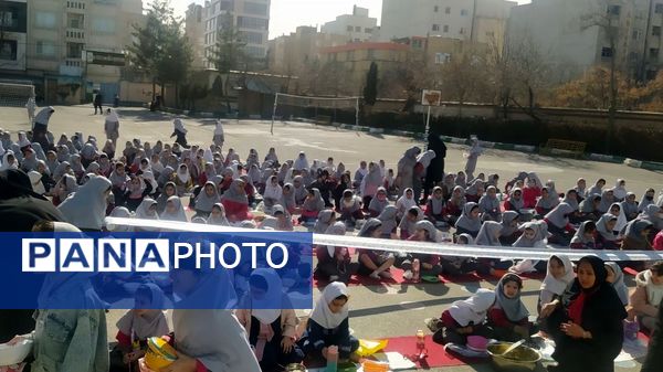 جشن نیمه شعبان در دبستان پنجم مهر مشهد 