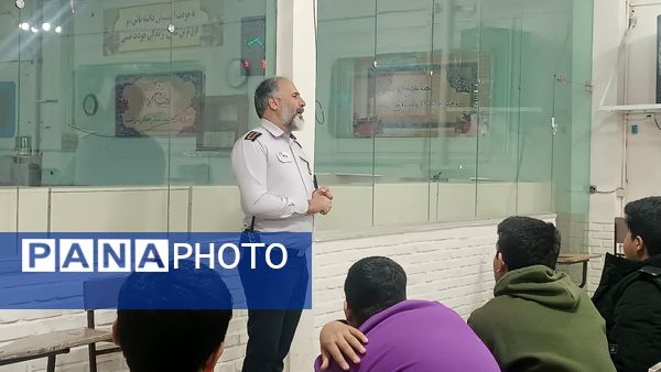 برگزاری کلاس پدافند غیر عامل ویژه پایه‌های دهم دبیرستان شاهد ابوذر غفاری نیشابور