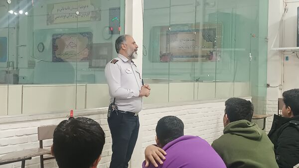 برگزاری کلاس پدافند غیر عامل ویژه پایه‌های دهم دبیرستان شاهد ابوذر غفاری نیشابور