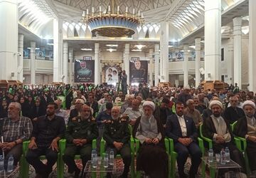 آیین گرامیداشت دو سردار شهید فارس در حرم شاهچراغ