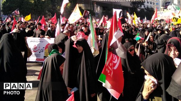 بازگشت آقای شهید ایران به خانه ی پدریشان