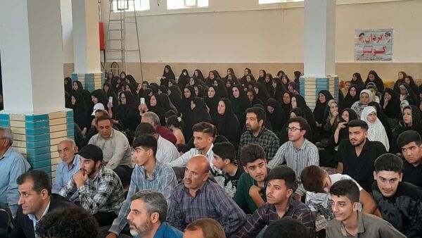 مراسم گرامیداشت شهدای بمباران هوایی شهرستان ایوانغرب