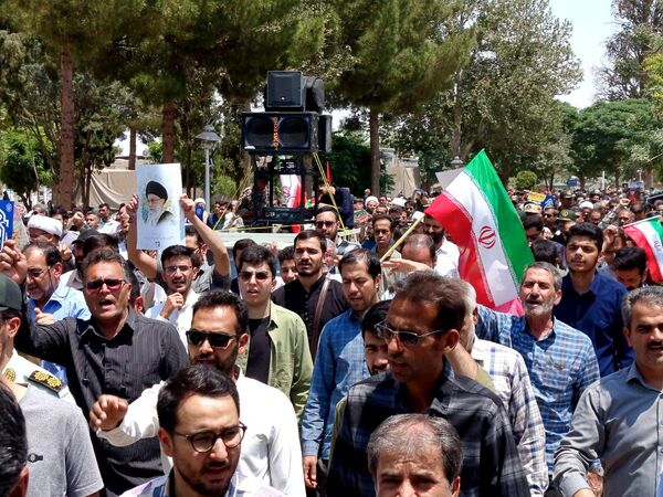 مشت هایی که انتقام را صدا می‌زند 
