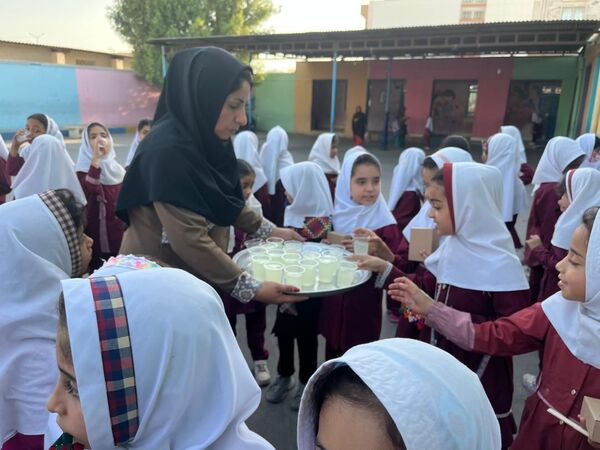 جشن روز دختر در دبستان دخترانه شهید علی‌رضایی