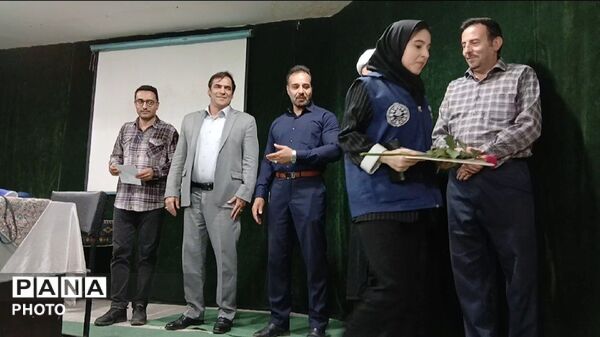 بازدید از کانون بعثت و جلسه هم اندیشی شهردار با پانای ها