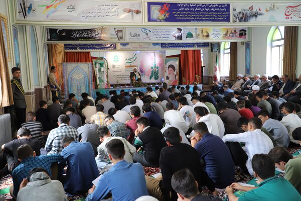 طنین زنگ نماز در مدارس آذربایجان‌شرقی