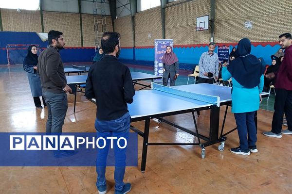 کارگاه تنیس روی میز برای آموزگاران؛ گامی برای اجرای دقیق طرح مهارت آموزی