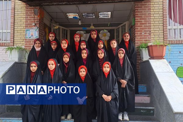 آیین سپاس معلم به مناسبت هفته گرامیداشت مقام معلم توسط دانش آموزان منطقه پردیس