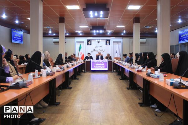 همایش «دختران مقاومت، امید آینده ایران» شهرستان بهارستان