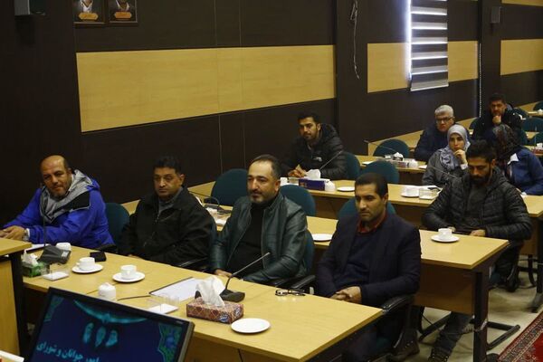 جلسه مشترک شورای ساماندهی امور جوانان و شورای ورزش فیروزکوه