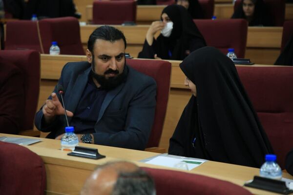 نشست صمیمی مدیران رسانه با استاندار قم