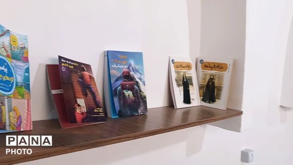  حضور دانش آموزان وکودکان در مجموعه فرهنگی آدینه شهر بار