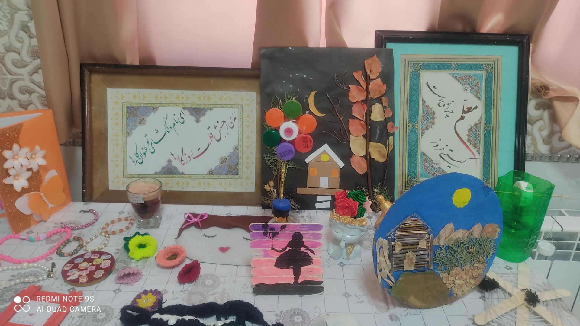 نمایشگاه صنایع دستی در دبستان احمدی مقدم چلیچه