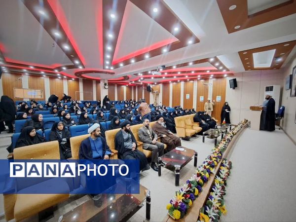 تجلیل نماینده ولی فقیه کهگیلویه و بویراحمد از بانوان شاغل به‌مناسبت ولادت حضرت زهرا (س)