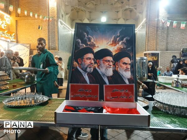  خدمت رسانی چایخانه حضرت زهرا 
