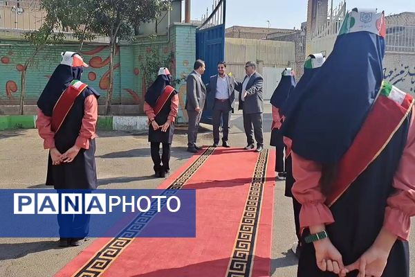 مراسم گرامیداشت هفته بهداشت روان در دبستان هاشمی رفسنجانی شهرستان قرچک 