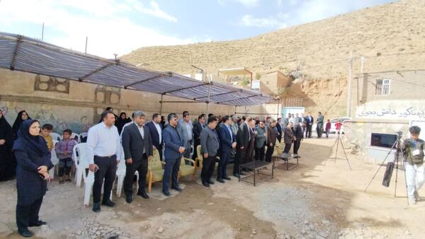 شهرستان کلات پیشگام در نهضت ملی مدرسه سازی 