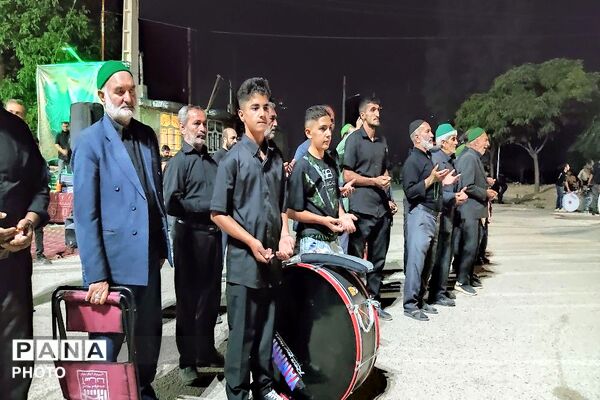 هیئت زنجیر زنی در هشتمین شب از ماه محرم الحرام در حسینیه شهدای شهر بار