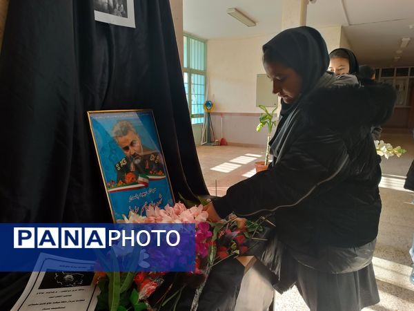 سالگرد شهادت سردار سلیمانی در دبیرستان دخترانه نور اردبیل