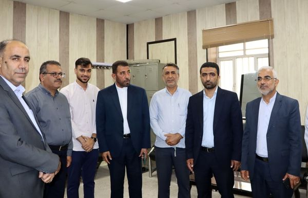 دیدار مدیرکل آموزش و پرورش استان بوشهر با همکاران و مسئولان به مناسبت عید نوروز