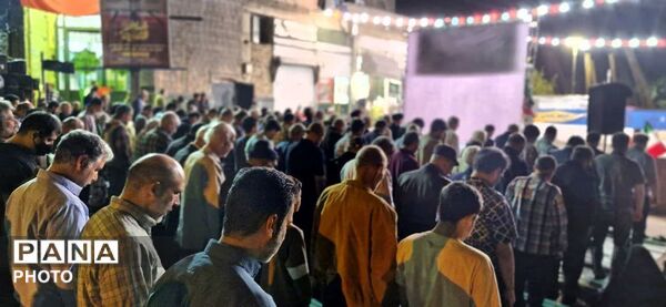 مراسم پر اقتدار انقلابی به همراه نماز استغاثه