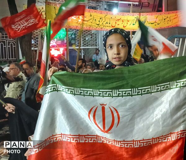اجلاسیه سراسری نماز و تجلیل از پیشگامان این عرصه  در بستر اجتماعات شبانه 