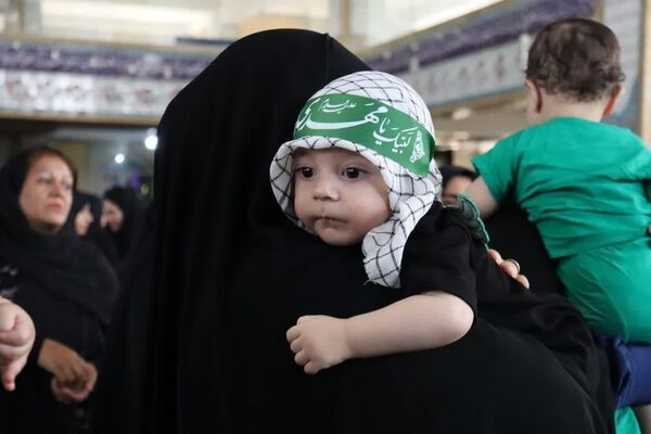 همایش شیرخوارگان حسینی در دلیجان؛ تجلی عهد مادران با قیام عاشورا