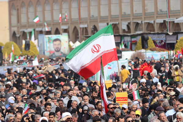 راهپیمایی بزرگ یوم الله ۲۲ بهمن ماه در اصفهان 
