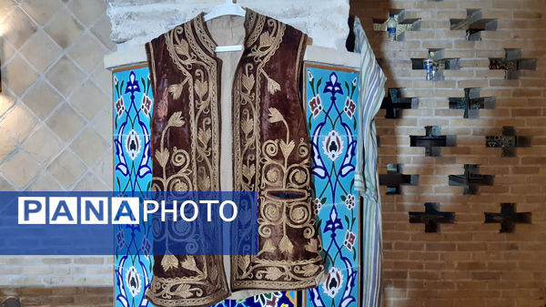 بازتاب هنر عاشورایی در نمایشگاه نسخ خطی و لباس‌های تعزیه