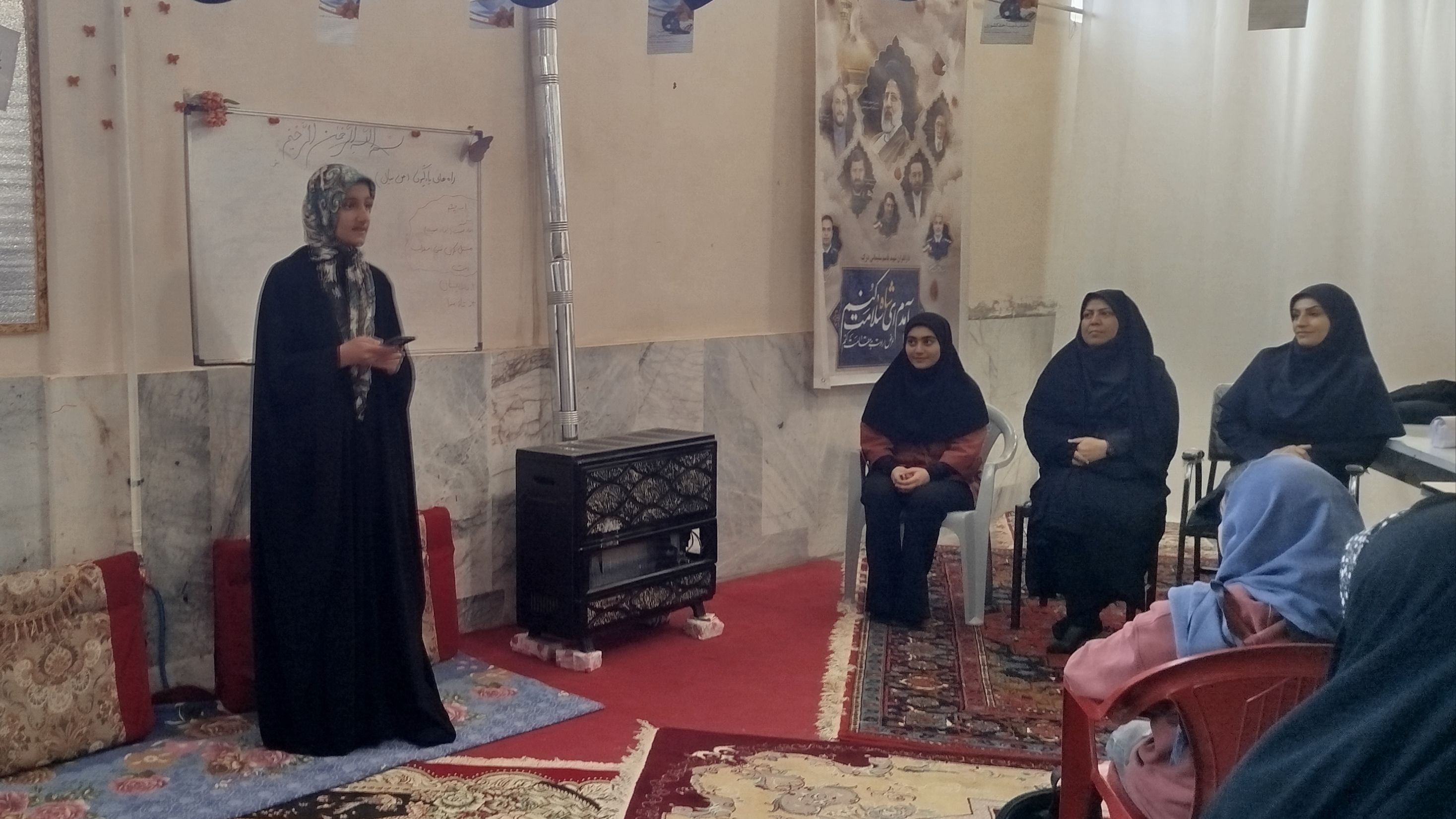  برگزاری کلاس فن بیان با مشارکت دانش‌آموزان دزک 