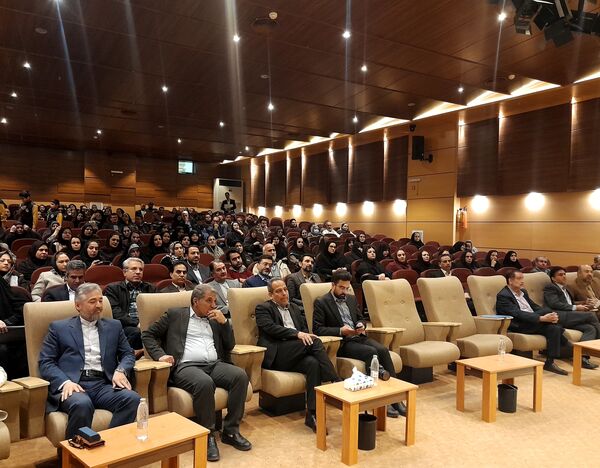 انتخابات اعضای انجمن اولیاء و مربیان ناحیه۷ مشهد