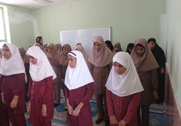برگزاری نماز جماعت به میزبانی آموزشگاه شکوه زاویه 