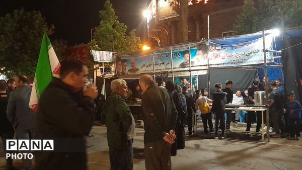 موکب  شهدای روستای آهوان در پنجاه و هشتمین شب 