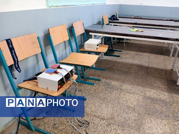 خدمت‌رسانی پزشکان مجرب در قالب «میز خدمت» در مدرسه شهید شهسواری ناحیه 4 کرج 