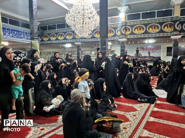 مراسم شیرخوارگان حسینی در مسجد موسی بن جعفر توس ۷۹ 